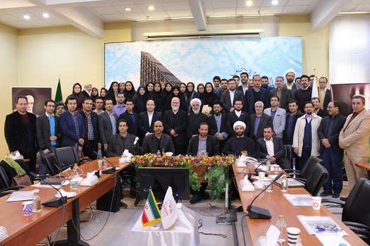 تعامل دانشجویان ایرانی خارج از کشور در راه پیشرفت